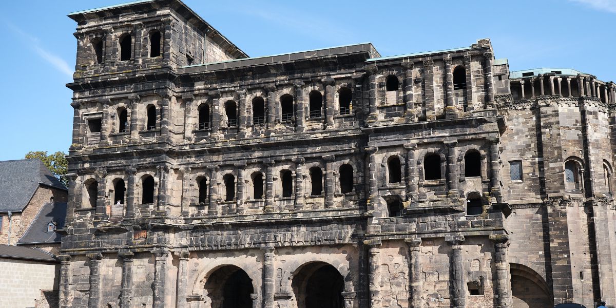 To Rothenburg ob der Tauber - Trier