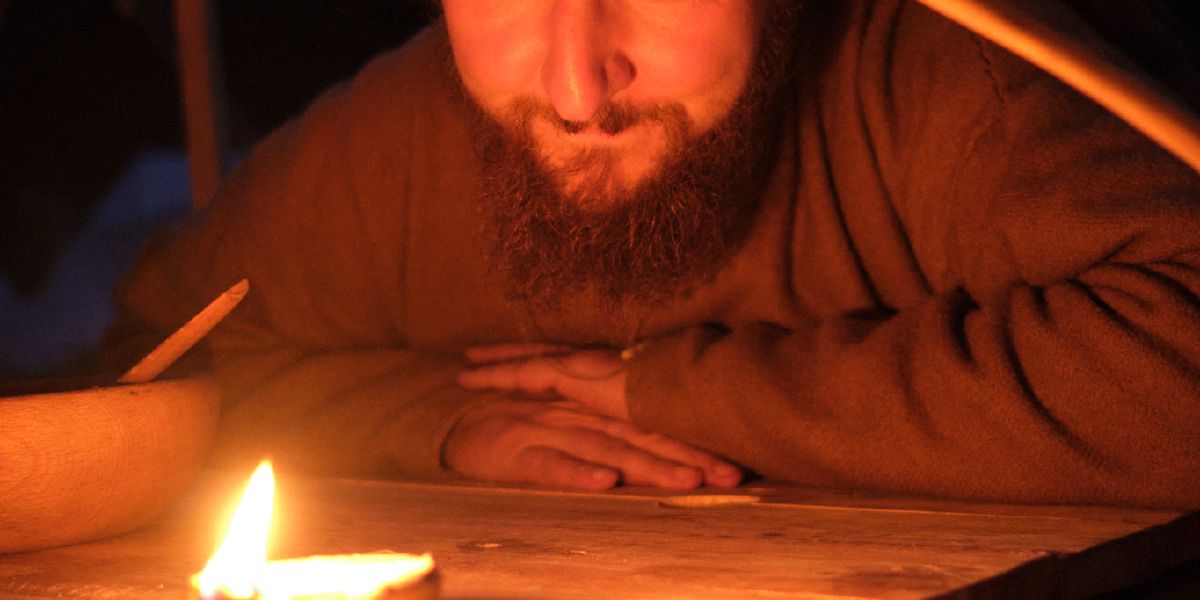 Bouillon, entre jour et nuit